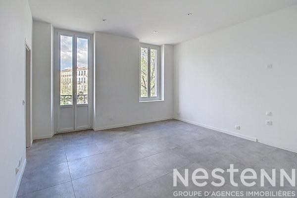 A VENDRE DRAGUIGNAN Appartement de type T2 rénové avec BALCON