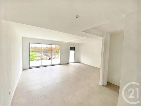 Maison à vendre  5 pièces - 116,96 m 2   L ISLE JOURDAIN  - 32