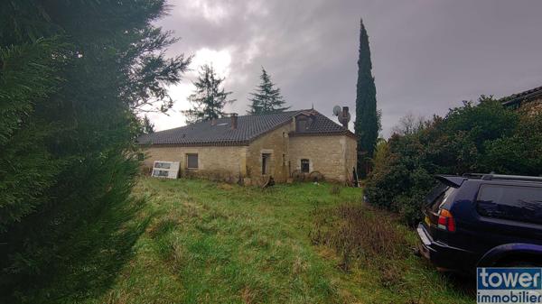 MAISON DE MAITRE 200 m2 ET SA GRANGE EN PIERRE à restaurer sur terrain 4.85 HA BASSE VALLE DU LOT 46700