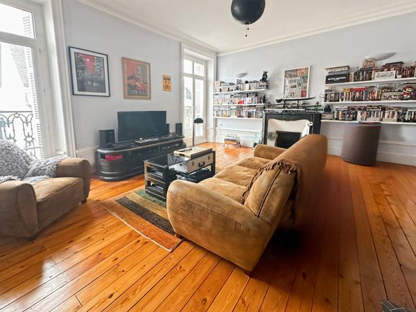 L'élégance intemporelle entre centre et gare. A vendre appartement 113 m2
