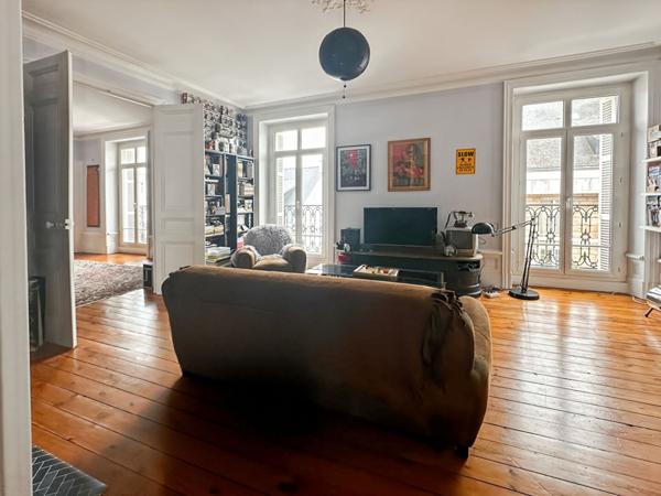 L'élégance intemporelle entre centre et gare. A vendre appartement 113 m2