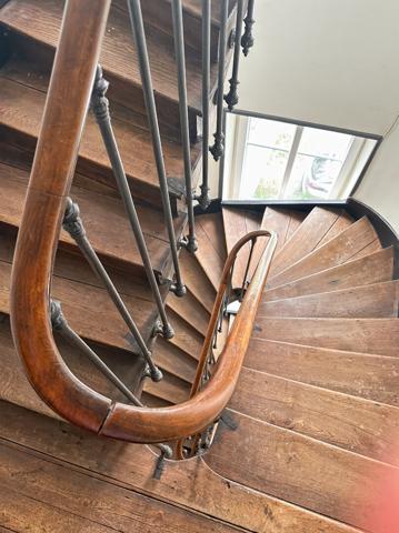 L'élégance intemporelle entre centre et gare. A vendre appartement 113 m2