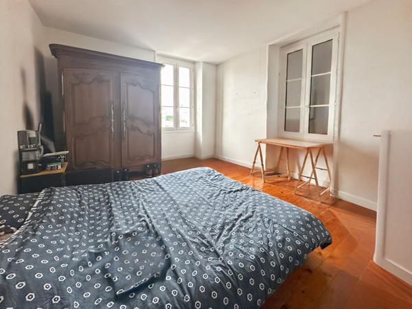L'élégance intemporelle entre centre et gare. A vendre appartement 113 m2