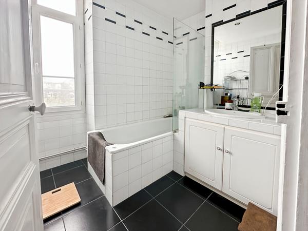 L'élégance intemporelle entre centre et gare. A vendre appartement 113 m2