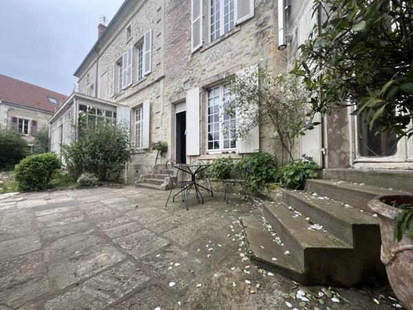 Maison à vendre |  Bruère-Allichamps |  11 pièces | 304 m²
