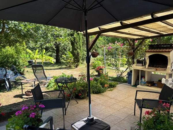 UNE BELLE OPPORTUNITE POUR CREER LA MAISON DE VOS REVES DANS UN ENVIRONNEMENT CALME ET VERDOYANT