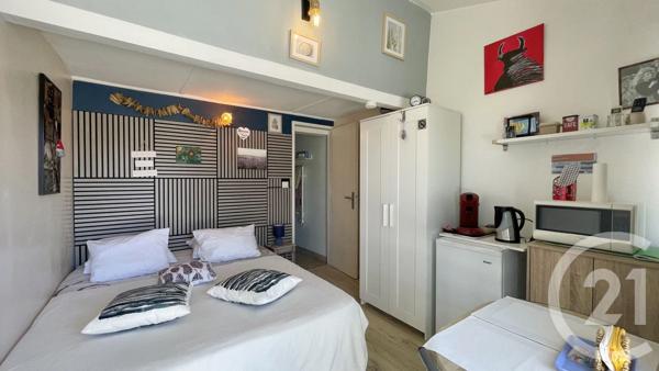 Maison à vendre  6 pièces - 149,50 m 2   LUNEL  - 34