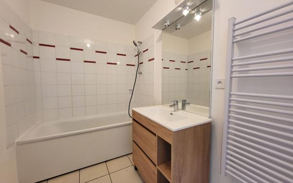 Appartement à louer    3 pièces • 60,28 m2 Creil