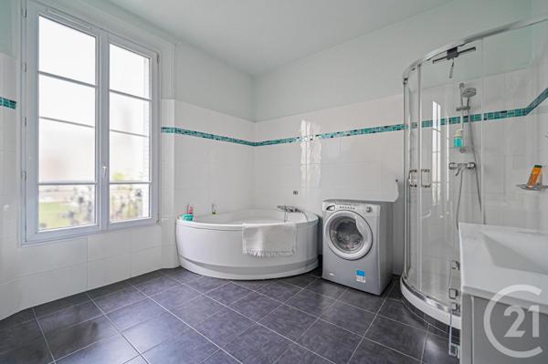 Appartement F3 à vendre  3 pièces - 83,24 m2 PARIS - 75011