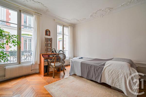 Appartement F3 à vendre  3 pièces - 83,24 m2 PARIS - 75011