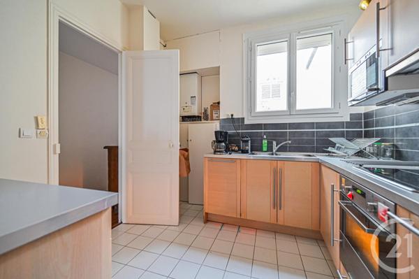 Appartement F3 à vendre  3 pièces - 83,24 m2 PARIS - 75011