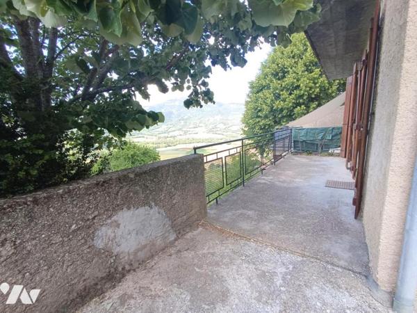 Vente Appartement T2 plein pied et avec jardin sur SEYNE