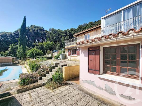 Maison à vendre  5 pièces - 131,75 m 2   ARLES SUR TECH  - 66