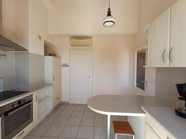 Arles (13200) Rare, appartement traversant de 132 m² au coeur de la ville