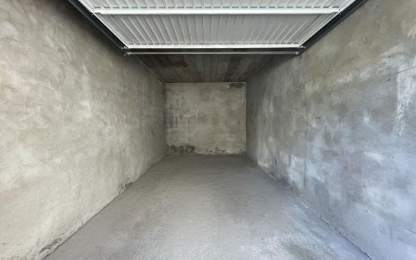 Stationnement à vendre