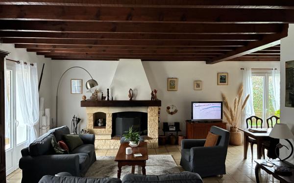 Maison à vendre    4 pièces • 137,68 m2 Angresse