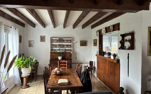 Maison à vendre    4 pièces • 137,68 m2 Angresse