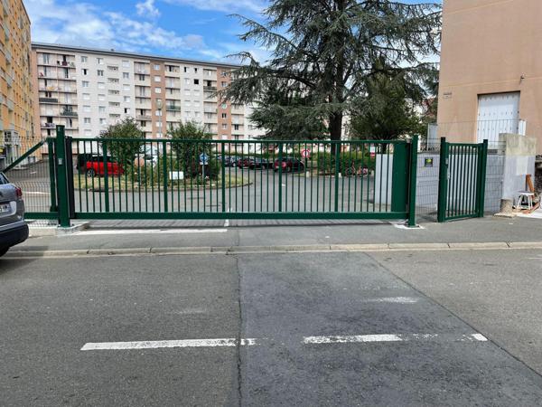 Appartement T3, Gard Nord avec parking sécurisé