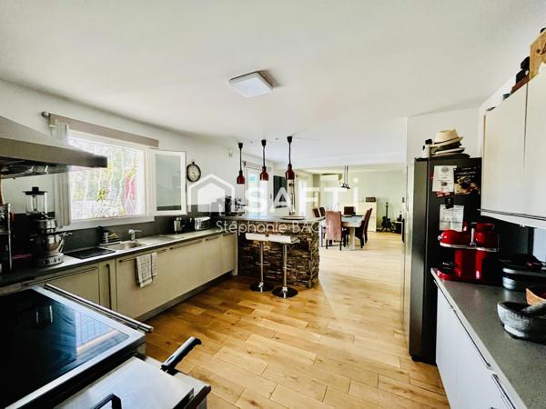 Une maison pensée pour vivre dedans comme dehors