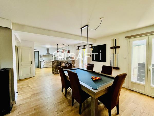 Une maison pensée pour vivre dedans comme dehors