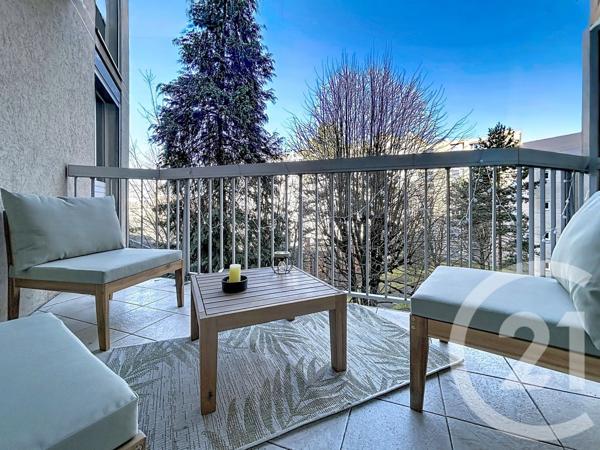 Appartement F4 à vendre  4 pièces - 86,60 m2 LE KREMLIN BICETRE - 94