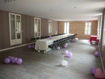 Restaurant / Authentique et charmante guinguette des bords de Marne