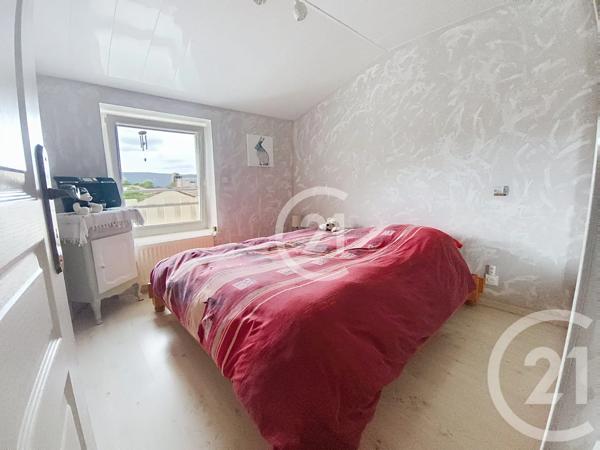 Maison à vendre  4 pièces - 90,22 m 2   LAGNIEU  - 01