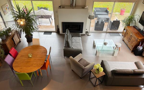 Maison à vendre    7 pièces • 211 m2 Olivet