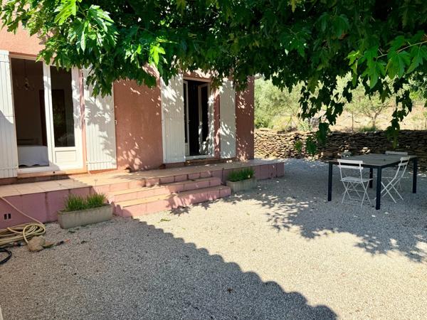 La CADIERE-D'AZUR – Élégante villa de plain-pied dans un environnement d'exception