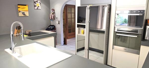Villa T4 de 123,5 m² avec garage et piscine