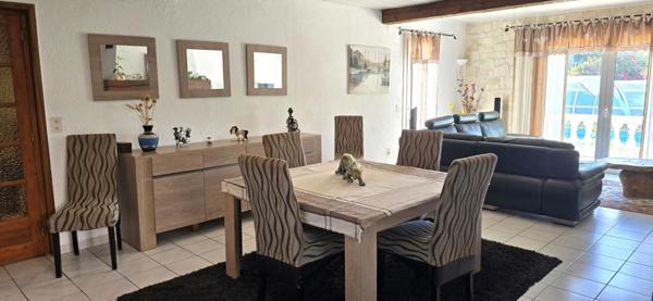 Villa T4 de 123,5 m² avec garage et piscine
