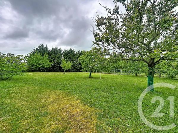 Maison à vendre  4 pièces - 84,40 m 2   ST POURCAIN SUR SIOULE  - 03