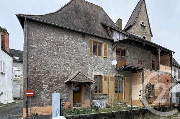 Maison à vendre  4 pièces - 84,40 m 2   ST POURCAIN SUR SIOULE  - 03