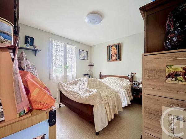 Maison à vendre  4 pièces - 84,40 m 2   ST POURCAIN SUR SIOULE  - 03