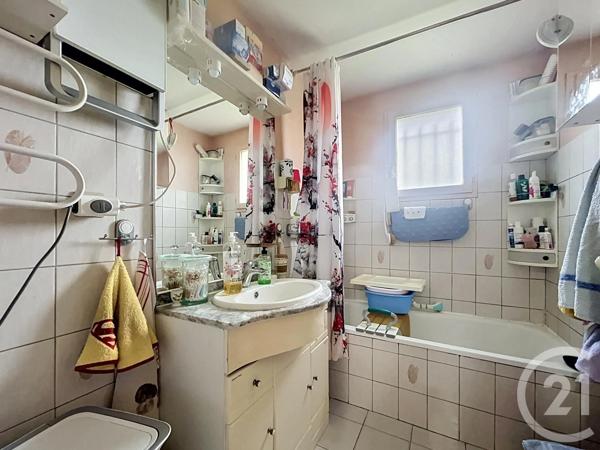 Maison à vendre  4 pièces - 84,40 m 2   ST POURCAIN SUR SIOULE  - 03