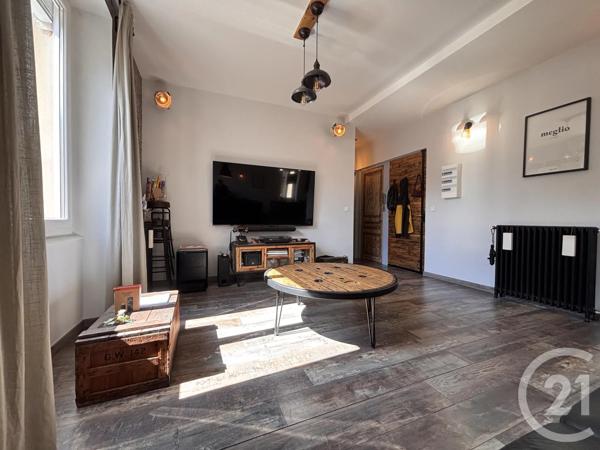 Appartement T3 à vendre  4 pièces - 75,48 m 2   LA TOUR DU PIN  - 38