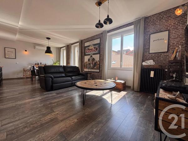 Appartement T3 à vendre  4 pièces - 75,48 m 2   LA TOUR DU PIN  - 38