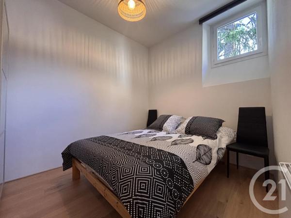 Appartement T3 à vendre  4 pièces - 75,48 m 2   LA TOUR DU PIN  - 38