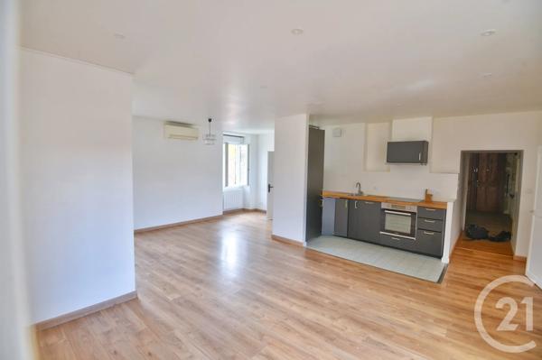 Appartement T4 à vendre  4 pièces - 91,10 m 2   ST MARCELLIN  - 38
