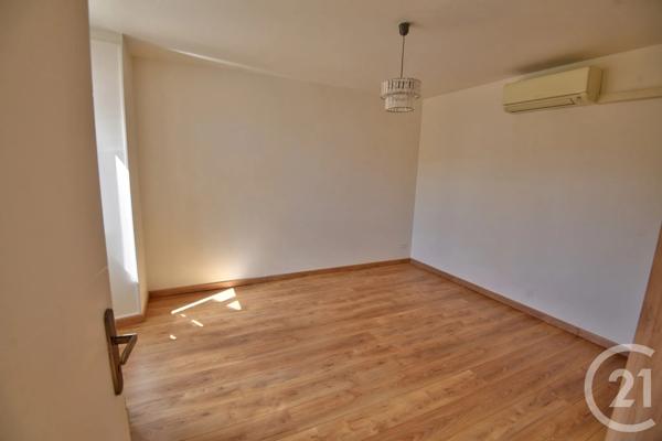 Appartement T4 à vendre  4 pièces - 91,10 m 2   ST MARCELLIN  - 38
