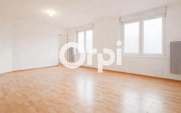 Immeuble à vendre    8 pièces •  Coudekerque-Branche