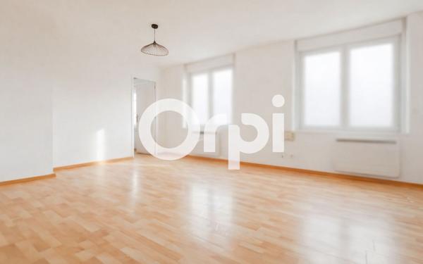 Immeuble à vendre    8 pièces •  Coudekerque-Branche