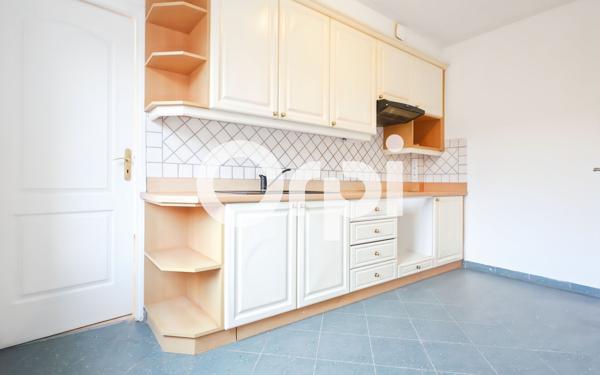 Immeuble à vendre    8 pièces •  Coudekerque-Branche