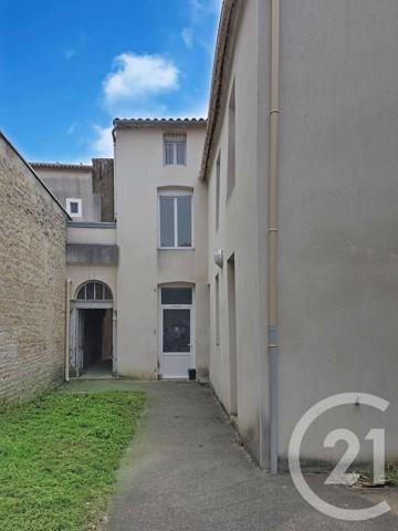 Immeuble à vendre  245 m2 LUCON - 85