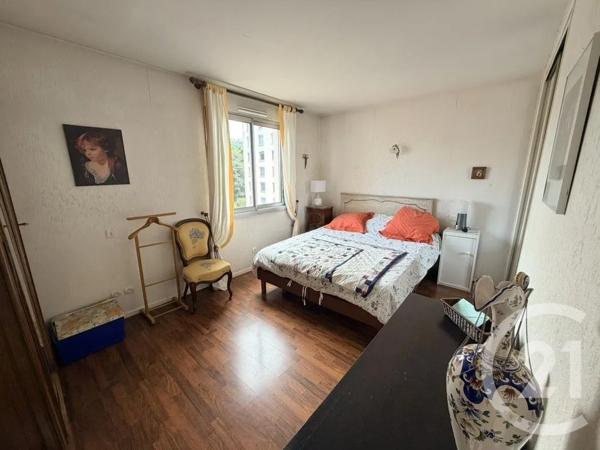 Appartement F5 à vendre  5 pièces - 112 m 2   ST CHAMOND  - 42