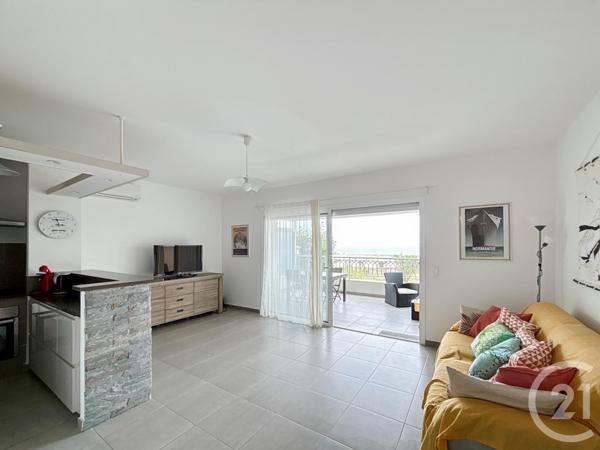 Appartement T3 à vendre  3 pièces - 53,75 m2 L ILE ROUSSE - 202