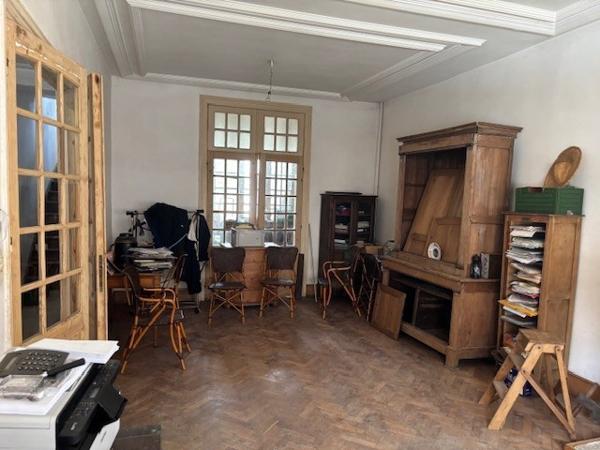 Maison bourgeoise, 4 chambres, bureau et jardin ARMENTIERES