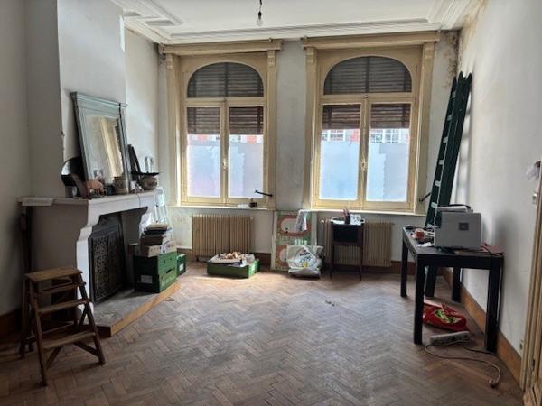 Maison bourgeoise, 4 chambres, bureau et jardin ARMENTIERES