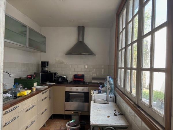 Maison bourgeoise, 4 chambres, bureau et jardin ARMENTIERES