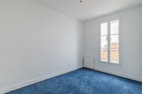 Secteur Porte St Martin - Appartement 2 pièces dernier étage rénové